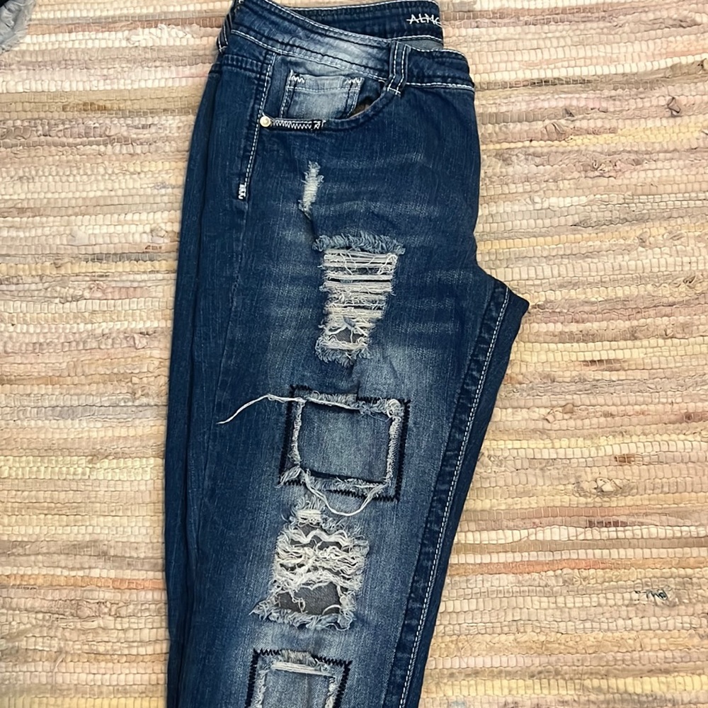 Low-rise, size 11 fit like a 8-10